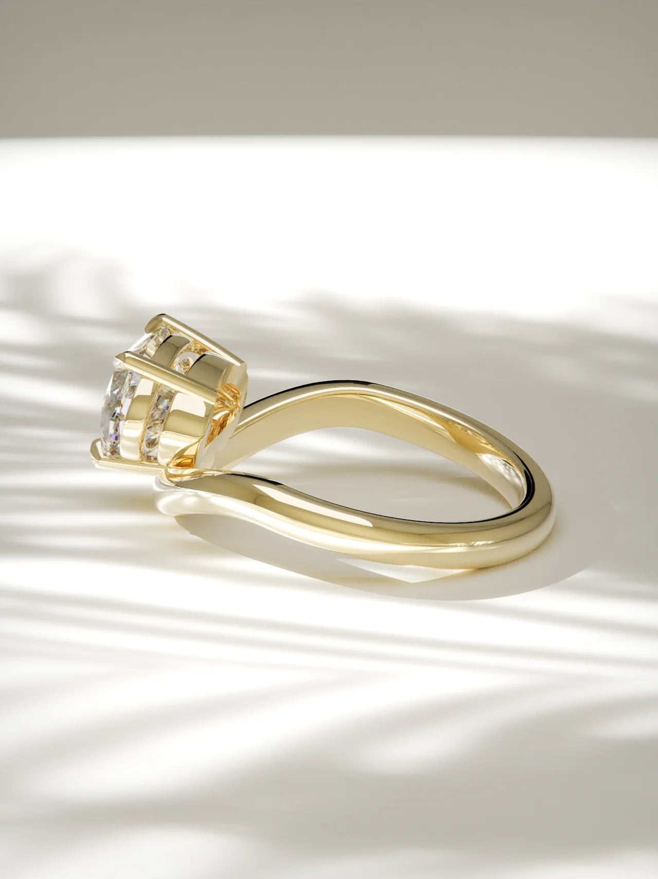 The Arco | Solitario oval Este-Oeste