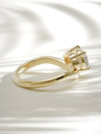The Arco | Solitario oval Este-Oeste