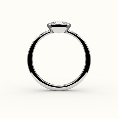 Engaste de anillo con bisel alargado de cojín de este a oeste