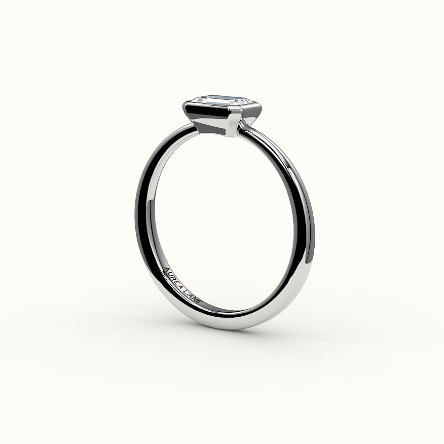 Engaste de anillo con corte esmeralda este-oeste