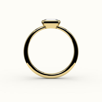 Engaste de anillo con corte esmeralda este-oeste