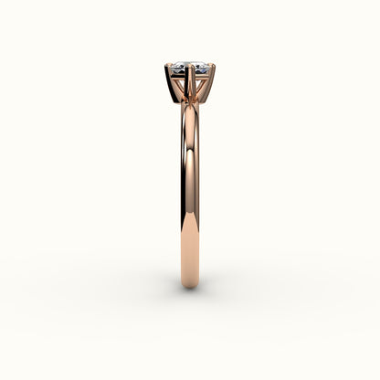 Engaste de anillo solitario con corte hexagonal este-oeste