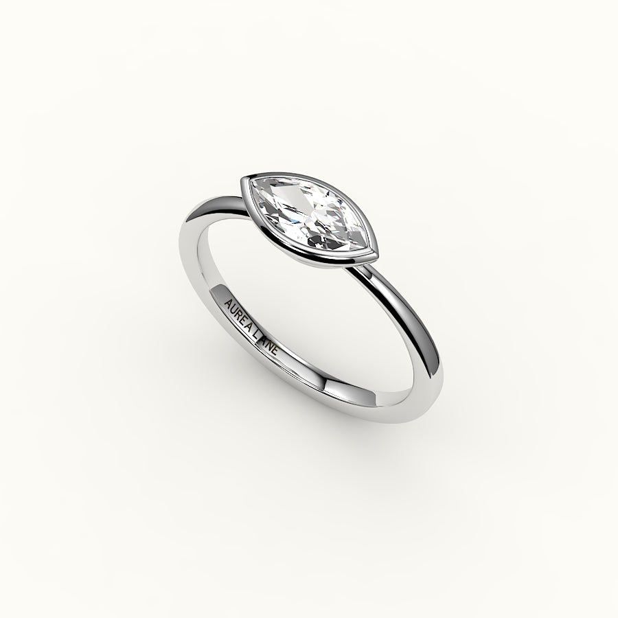 Engaste de anillo con bisel de corte marquesa este-oeste