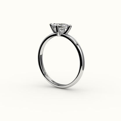 Engaste de anillo solitario de corte marquesa este-oeste