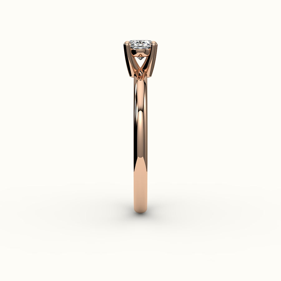 Engaste de anillo solitario ovalado este-oeste