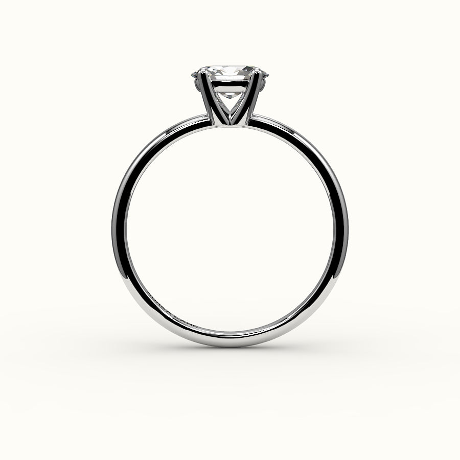 Engaste de anillo solitario ovalado este-oeste