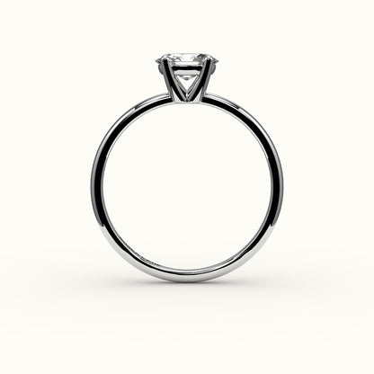 Engaste de anillo solitario ovalado este-oeste