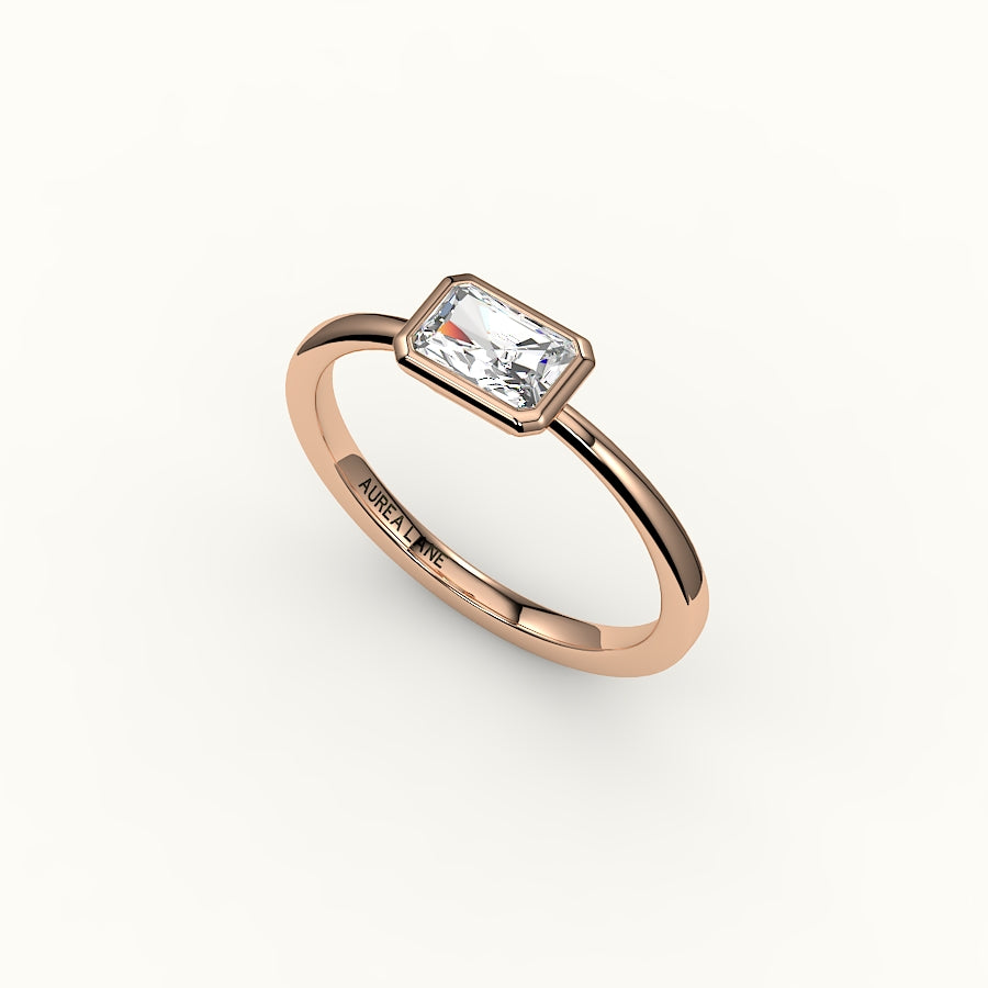 Engaste de anillo con corte radiante de este a oeste