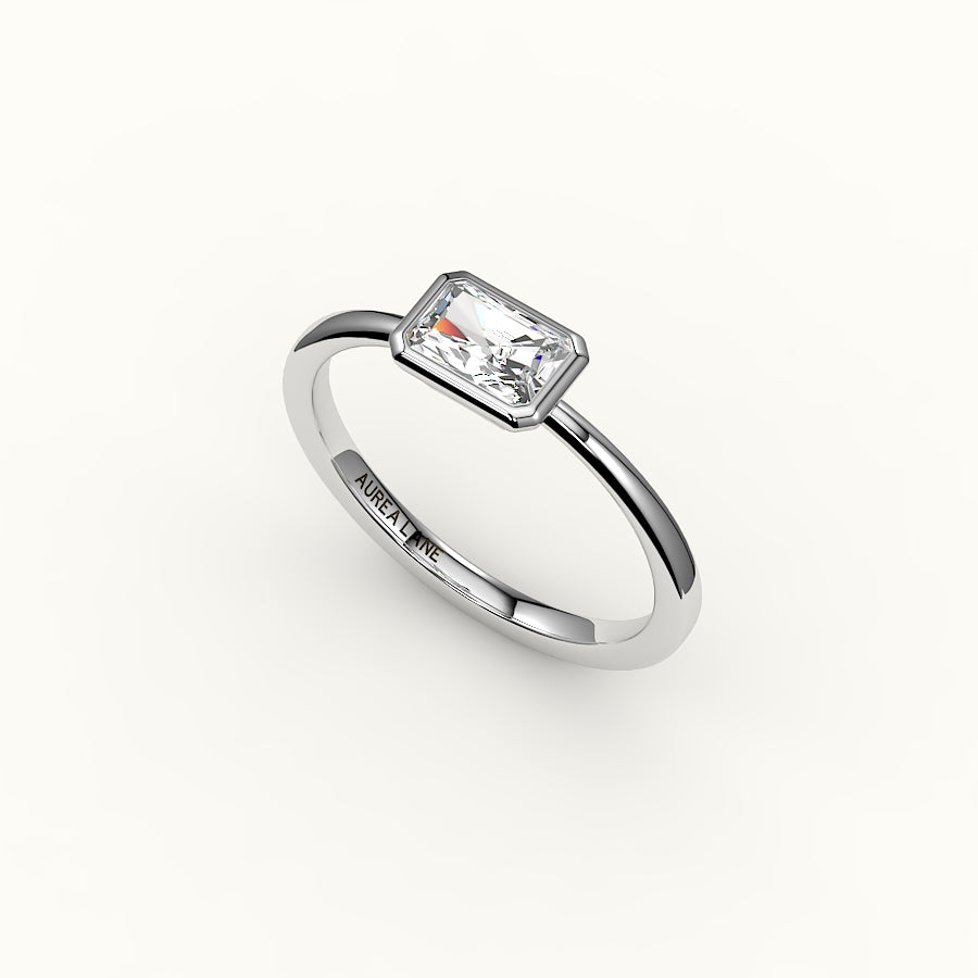 Engaste de anillo con corte radiante de este a oeste
