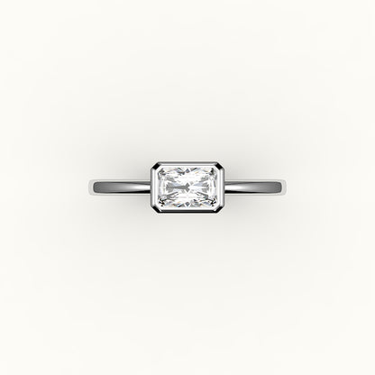 Engaste de anillo con corte radiante de este a oeste