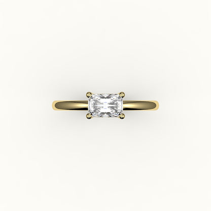 Engaste de anillo solitario de corte radiante este-oeste
