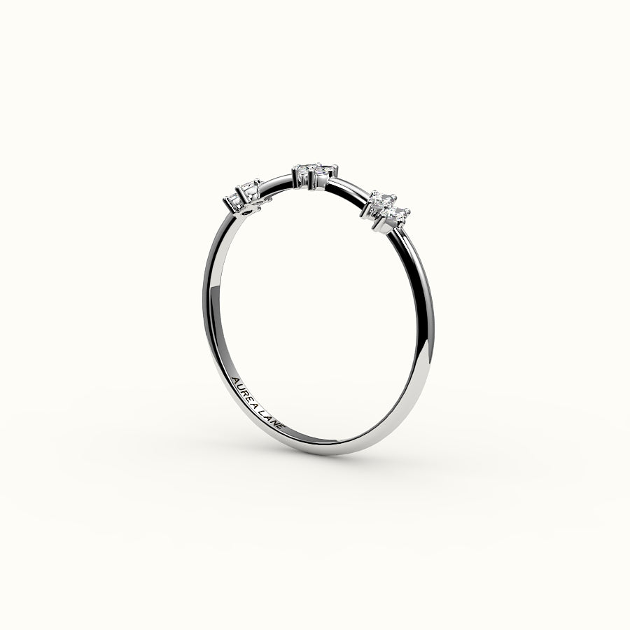 Banda de diamantes marquesa omitida