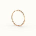 Anillo de sello con inicial moderna