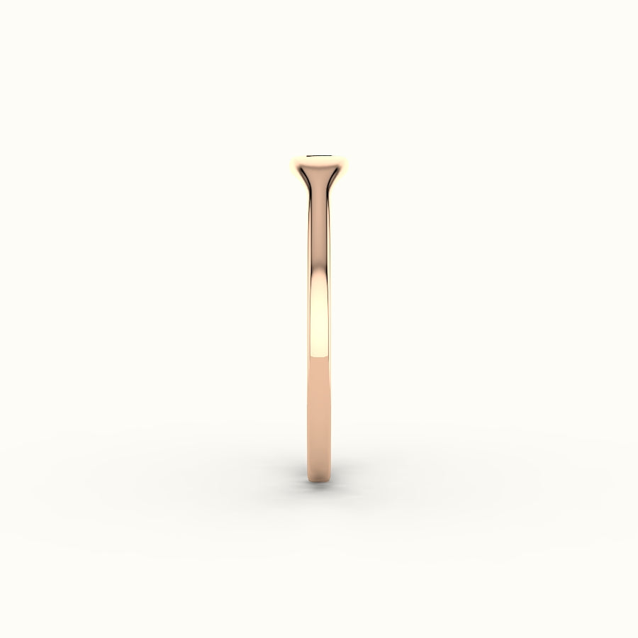 Anillo de sello con inicial moderna